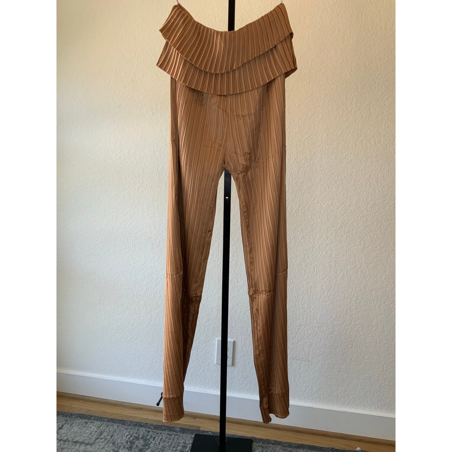 Andrea Iyamah | Linea Pleated Pants